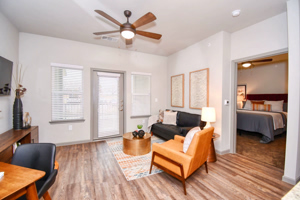 Crest-at-Illinois 04